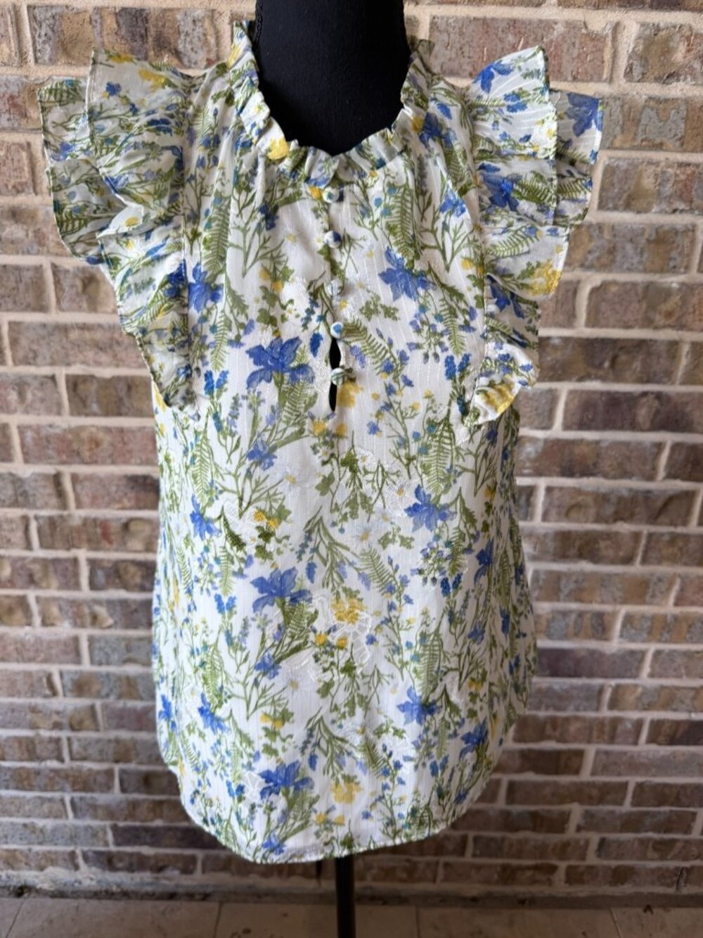 GREYLIN floral ruffle cap-sleeve top XS round neck ruffled sleeve button front - Picture 2 of 6